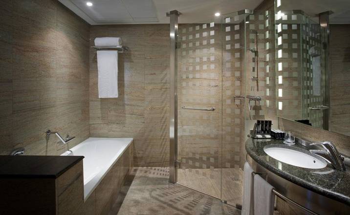 Melia Valencia, Valencia