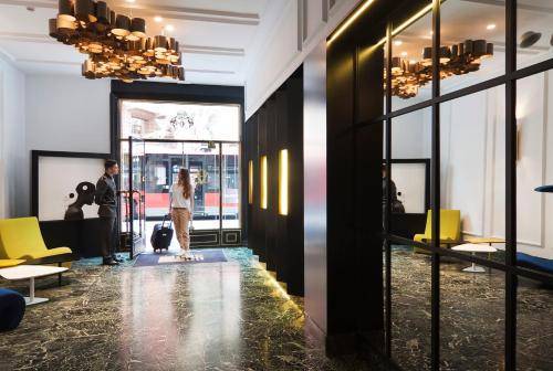 Husa Reina Victoria, Valencia