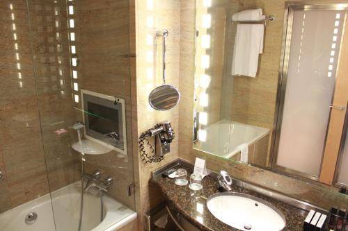 Melia Valencia, Valencia