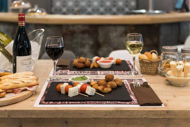 Vincci Lys, Valencia