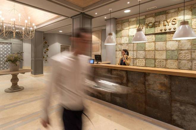 Vincci Lys, Valencia