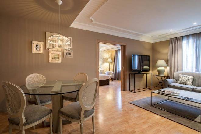 Vincci Lys, Valencia