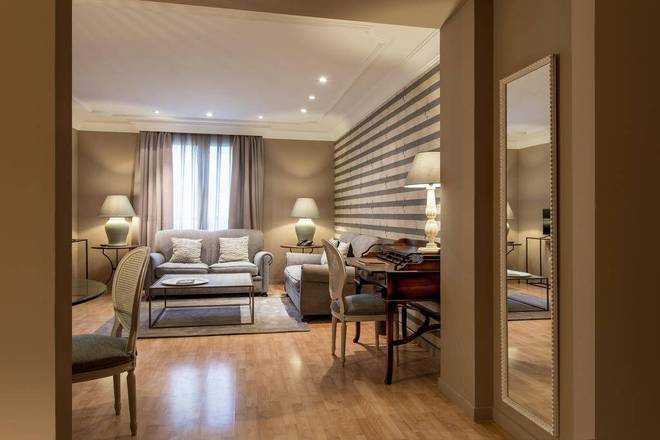 Vincci Lys, Valencia