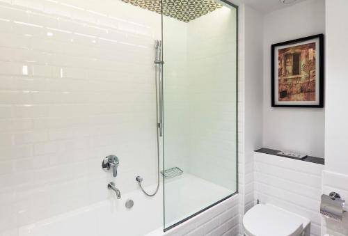 Husa Reina Victoria, Valencia