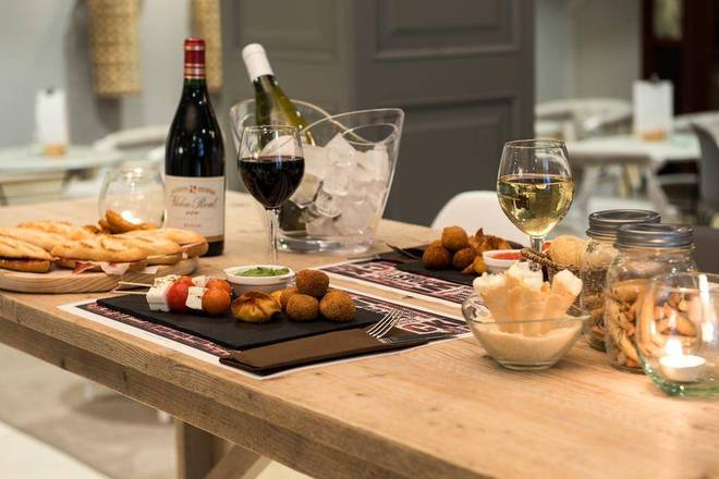 Vincci Lys, Valencia