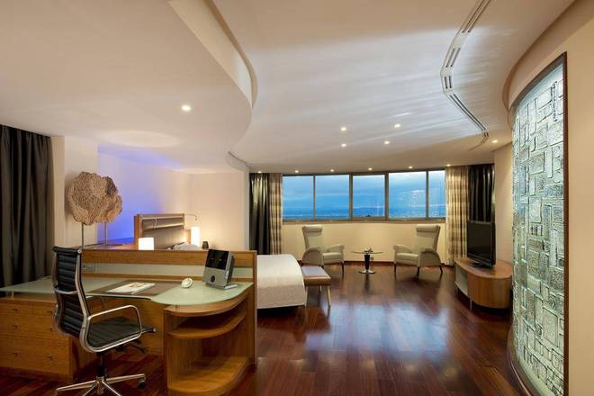 Melia Valencia, Valencia